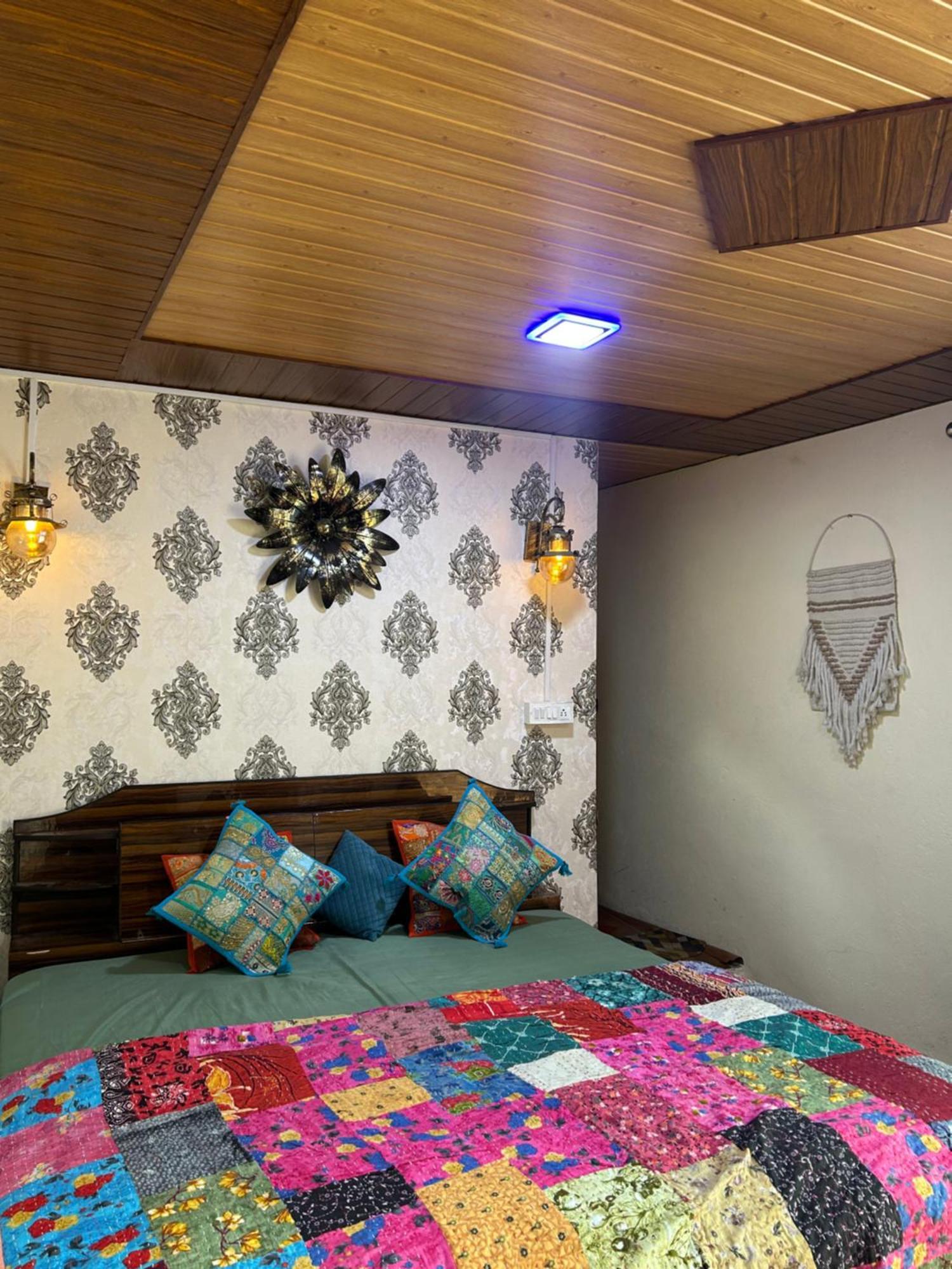 Laxmi Narayan Homestay-Harshil Harsil Екстериор снимка