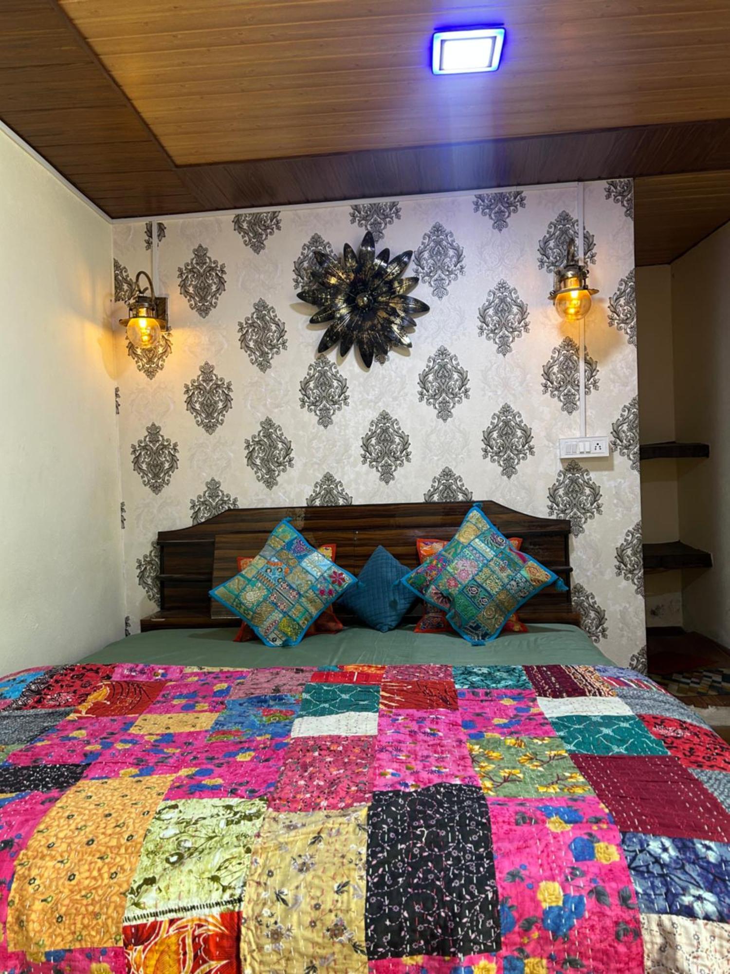 Laxmi Narayan Homestay-Harshil Harsil Екстериор снимка